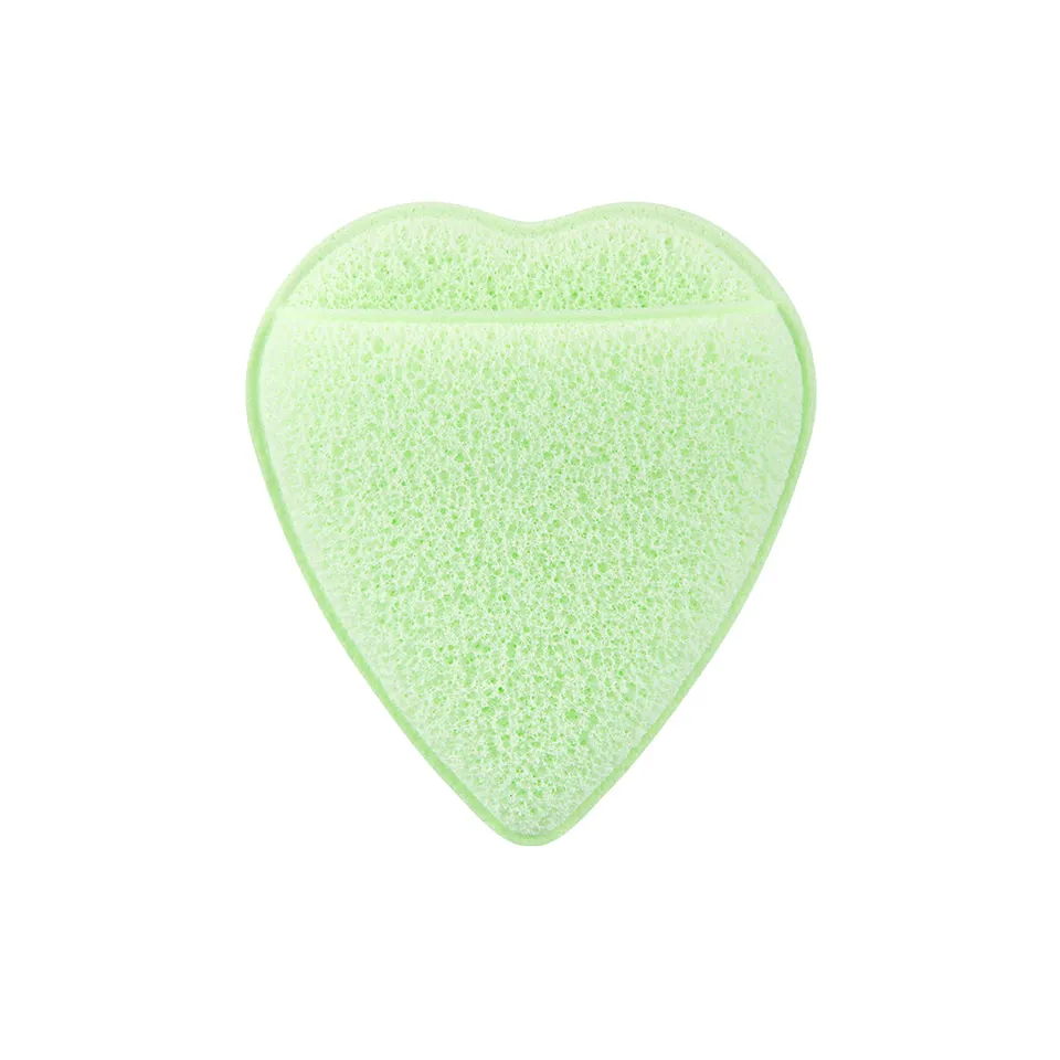 medicube-clover-heart-facial-sponge-gentle-exfoliating-sponge-for-blackhead-remo image 1
