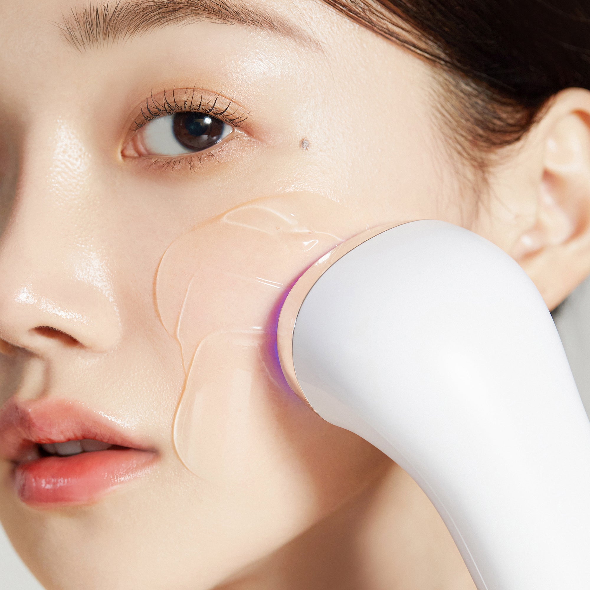 medicube-age-r-booster-gel-serum image 3