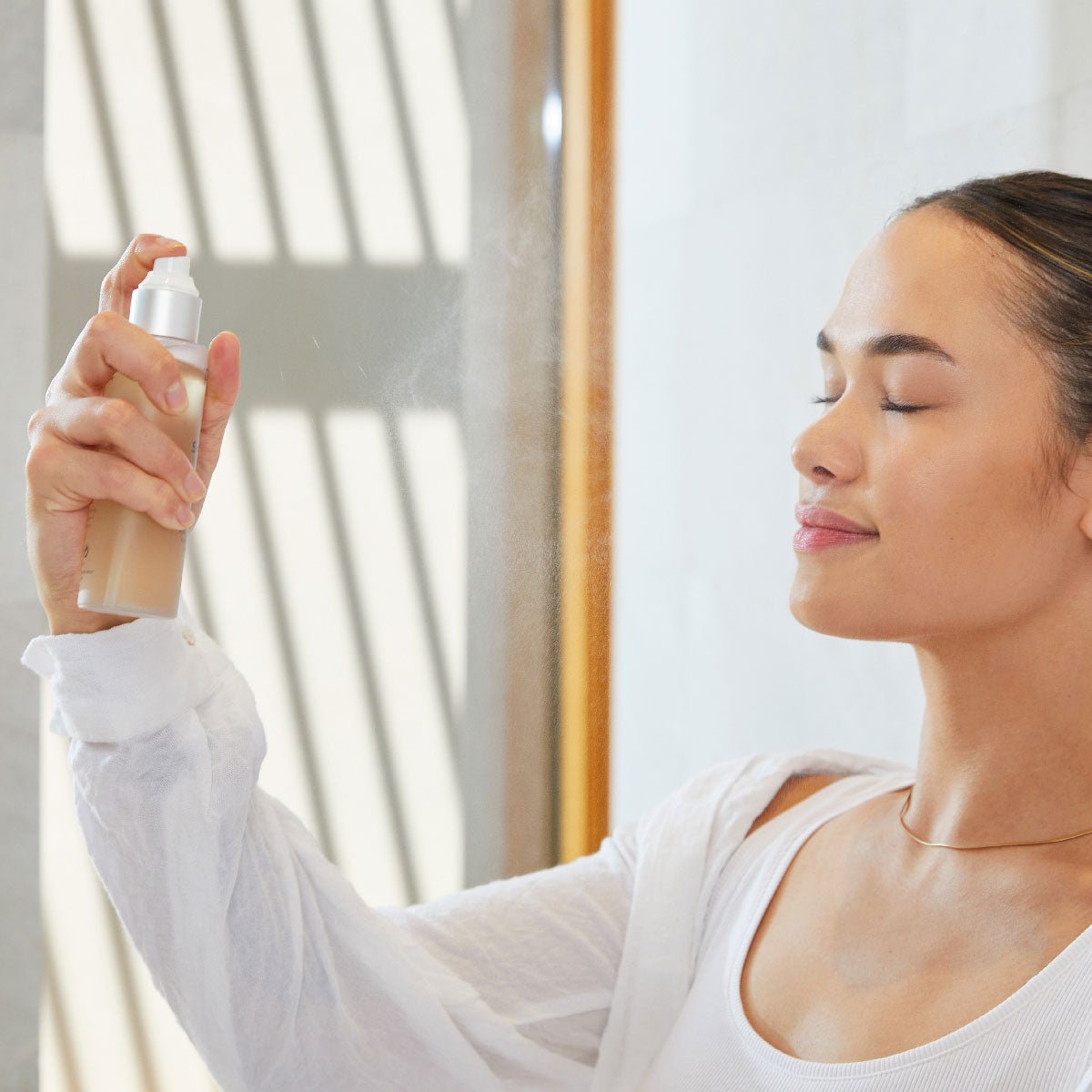 pmd-beauty-soothe-multivitamin-nourishing-toner image 4