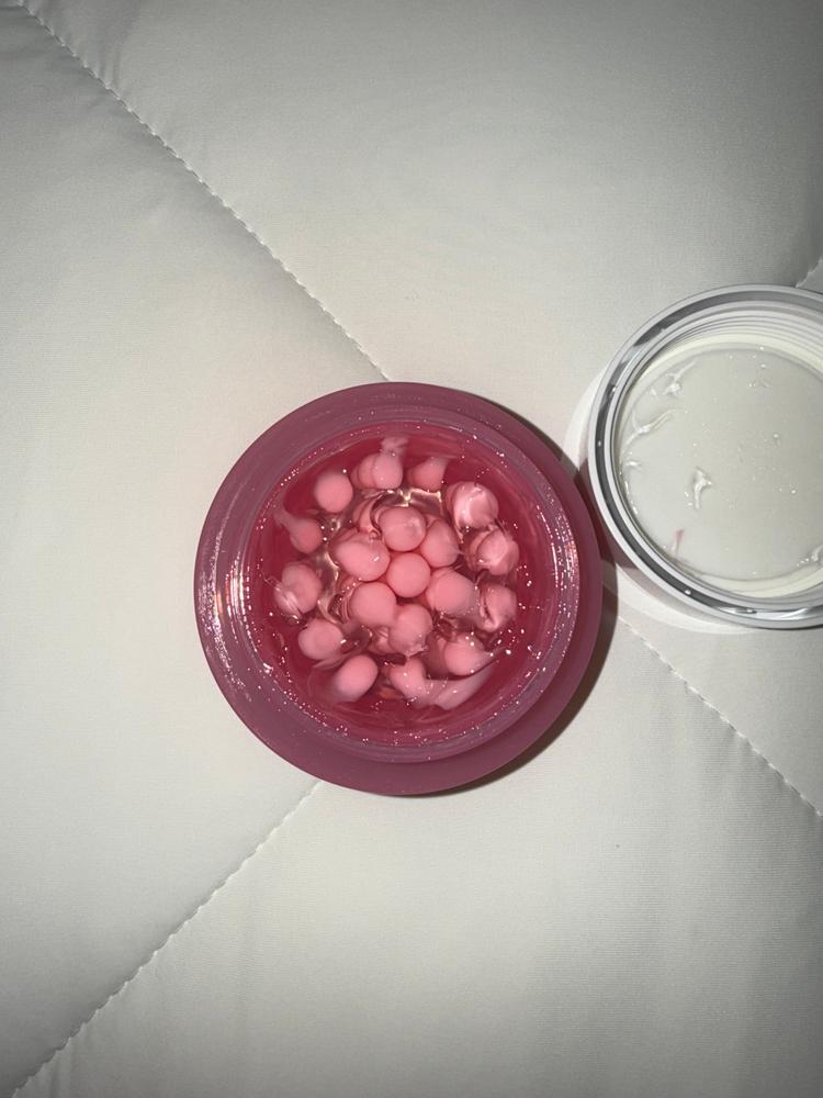 Hydrating and bright