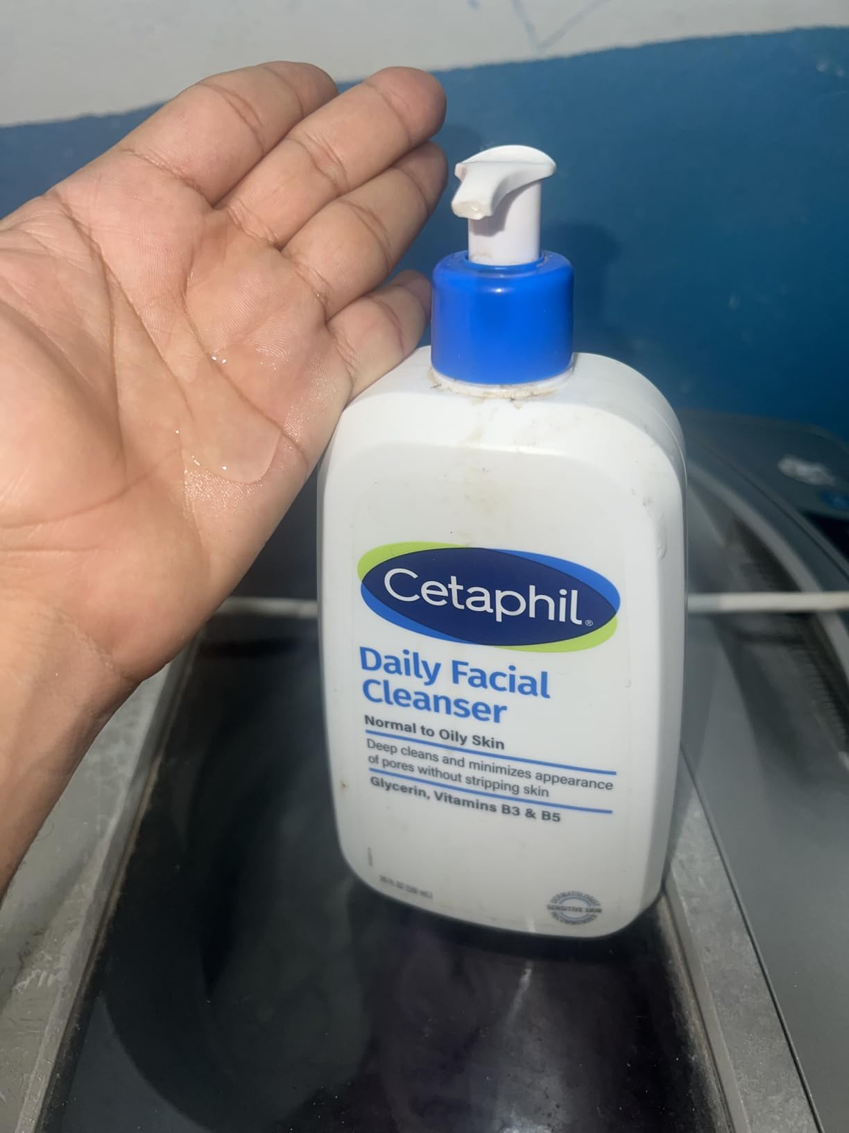 Good cleanser, great size