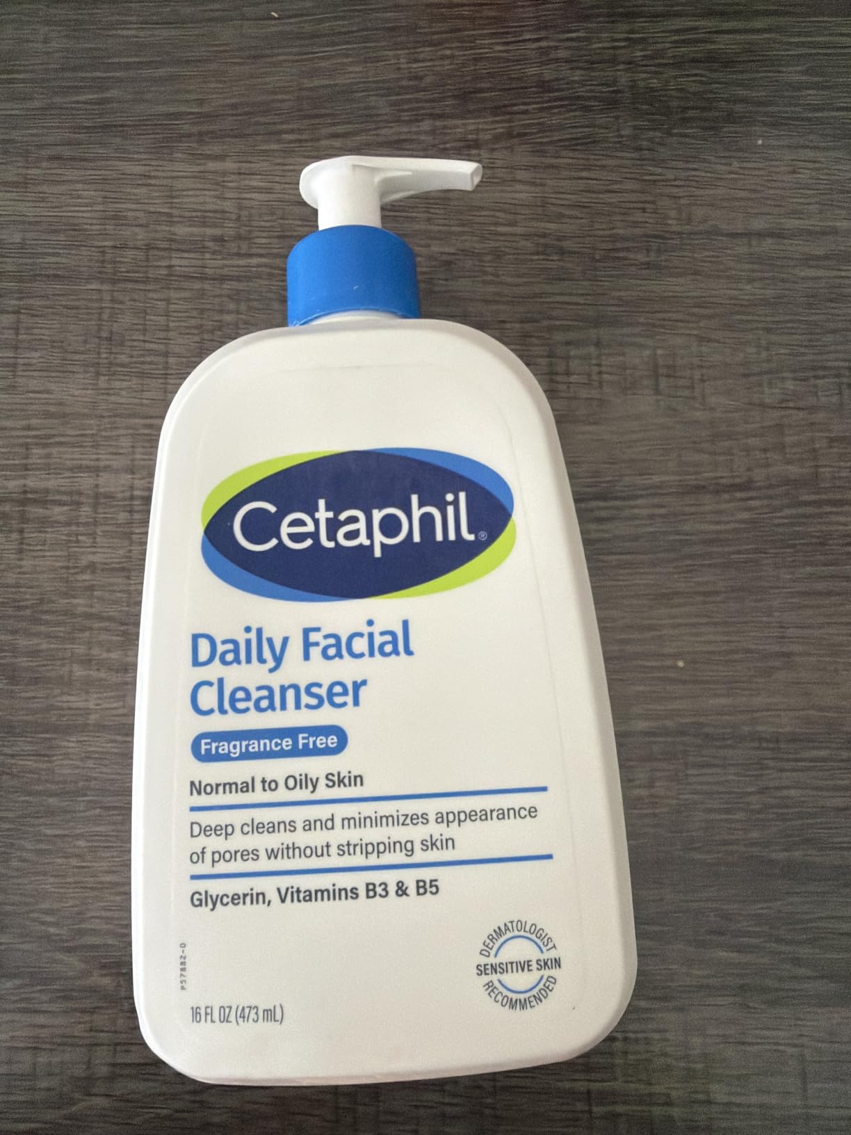 Solid everyday cleanser