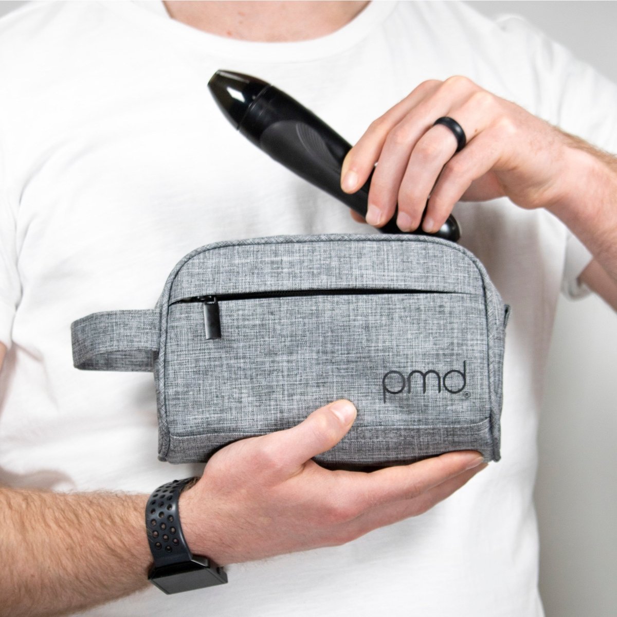 pmd-beauty-the-hemsworth-toiletry-bag image 6